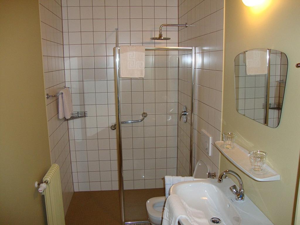 Hotel Garni - Appartements Fuksas Bad Gleichenberg Rum bild